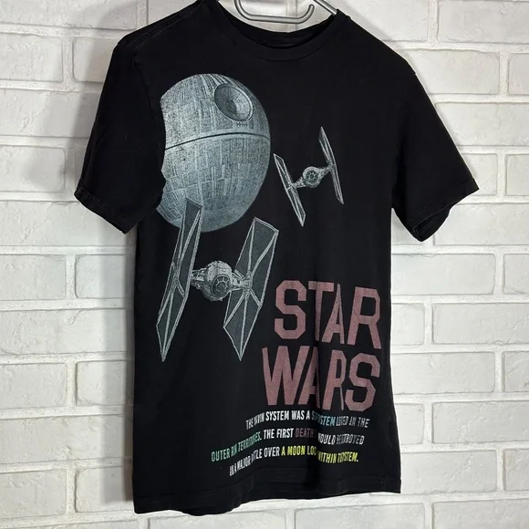 Star Wars Death Star and Tie Fighters T-shirt boys size XL - Picture 1 of 7